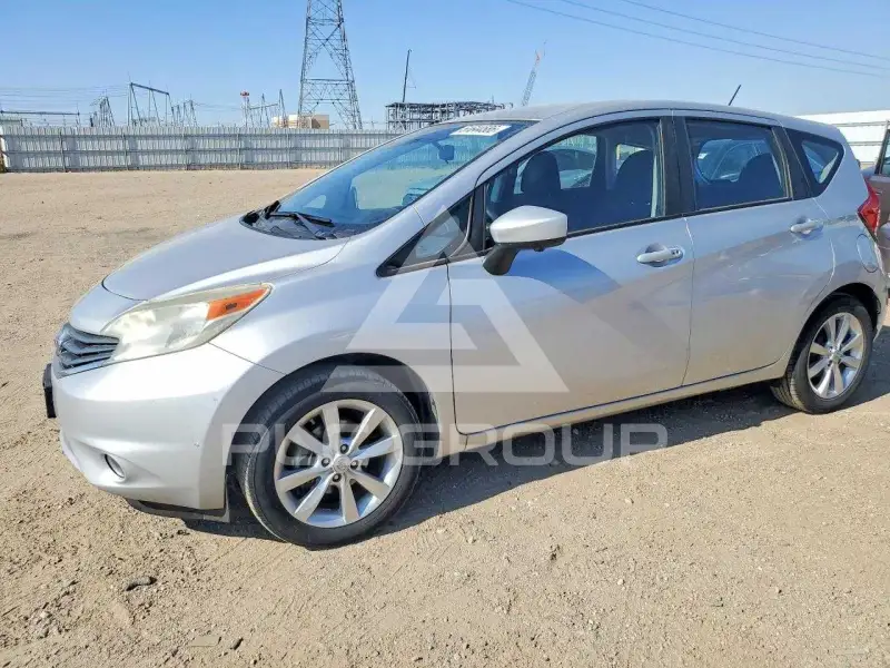 2015 Nissan VERSA photo