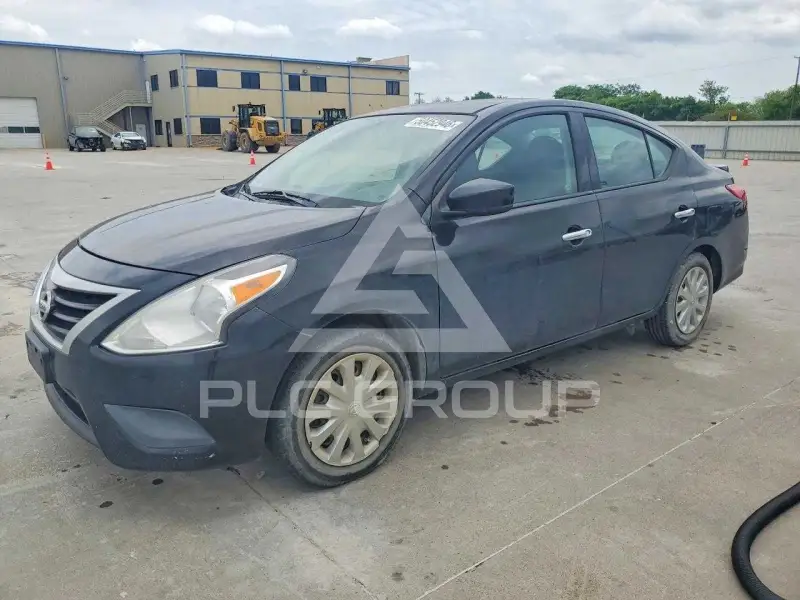 2015 Nissan VERSA фото
