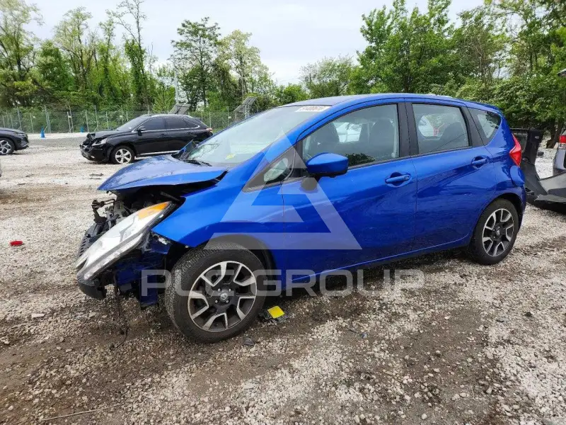 2015 Nissan VERSA photo