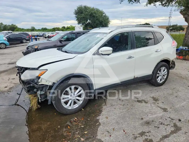 2015 Nissan ROGUE фото