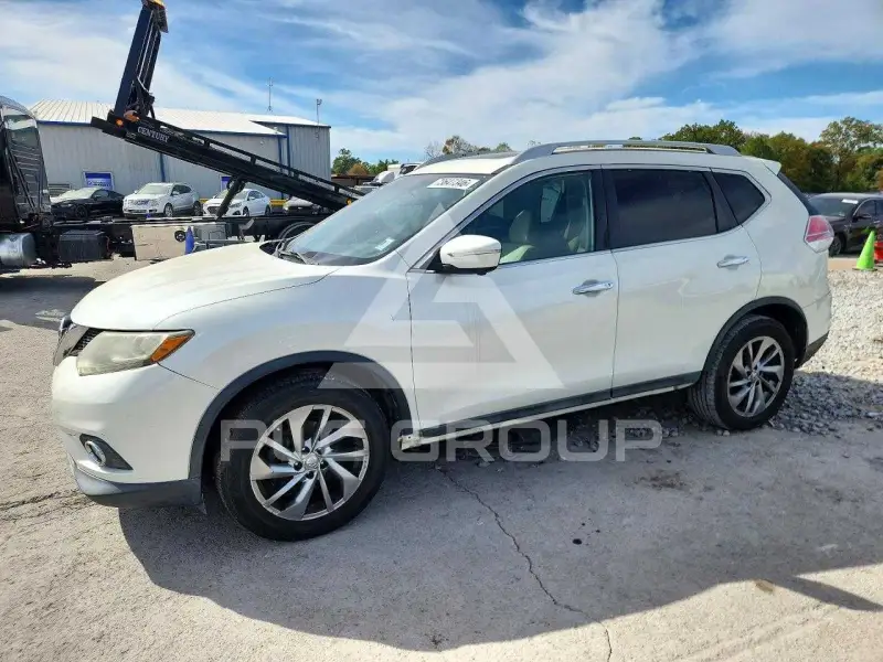 2015 Nissan ROGUE photo