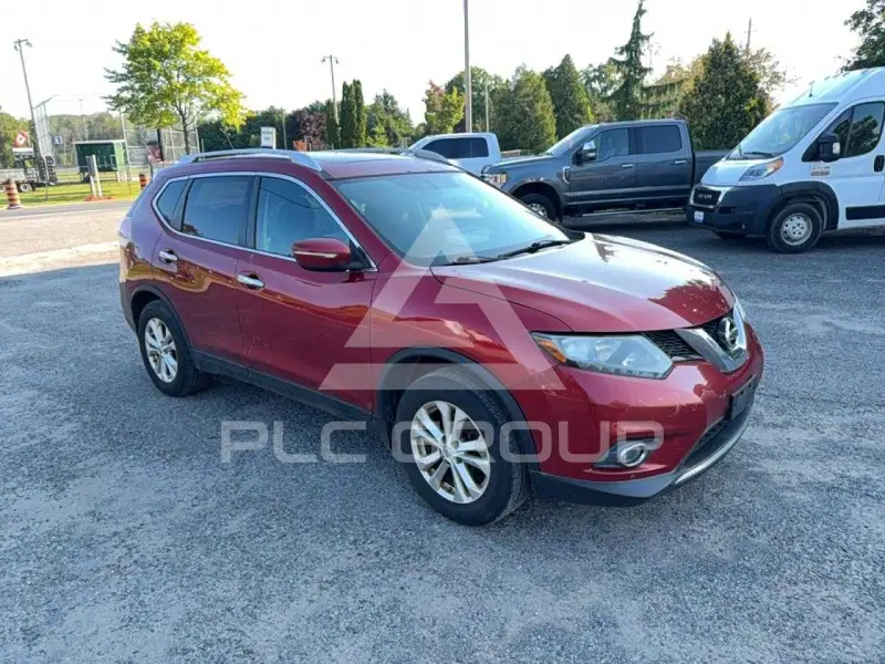 2015 Nissan ROGUE photo