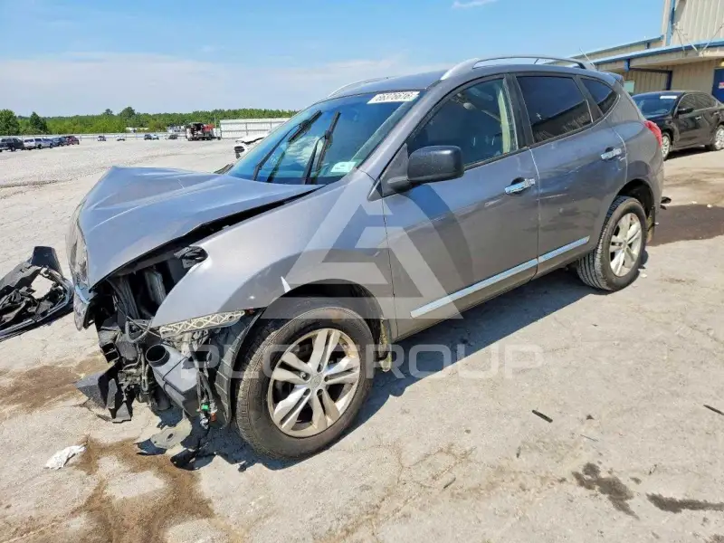 2015 Nissan ROGUE photo