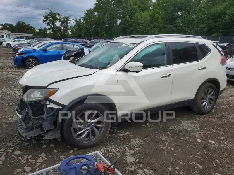 2015 Nissan ROGUE photo