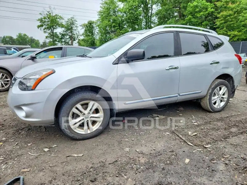 2015 Nissan ROGUE photo