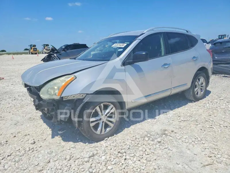 2015 Nissan ROGUE photo