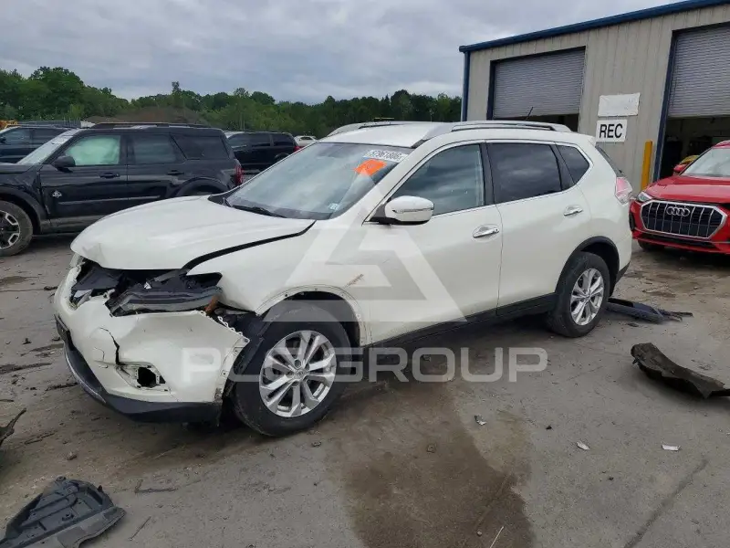 2015 Nissan ROGUE photo