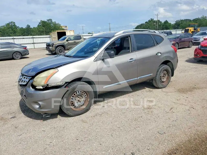 2015 Nissan ROGUE photo