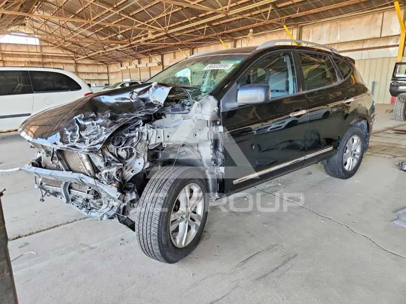 2015 Nissan ROGUE photo