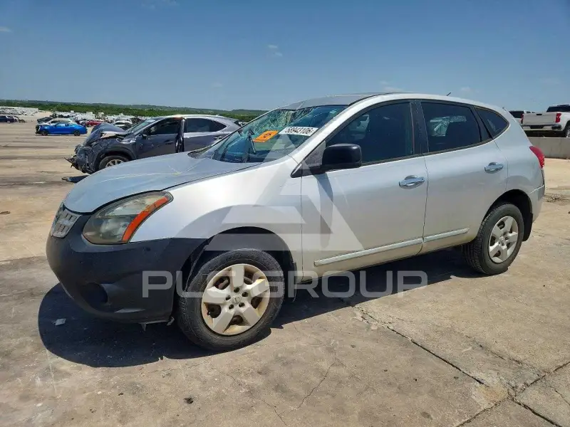 2015 Nissan ROGUE photo