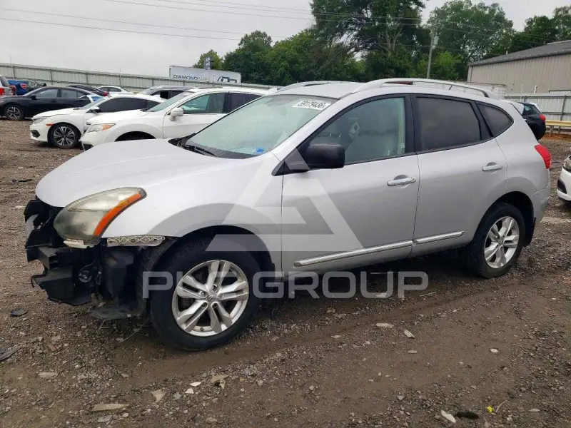 2015 Nissan ROGUE photo