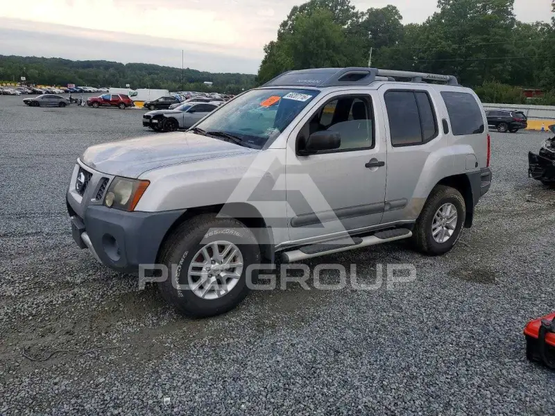 2015 Nissan XTERRA фото