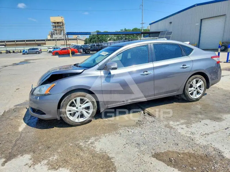 2015 Nissan SENTRA photo