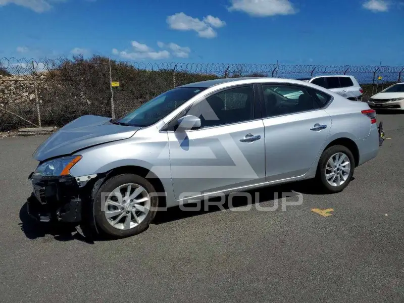 2015 Nissan SENTRA фото
