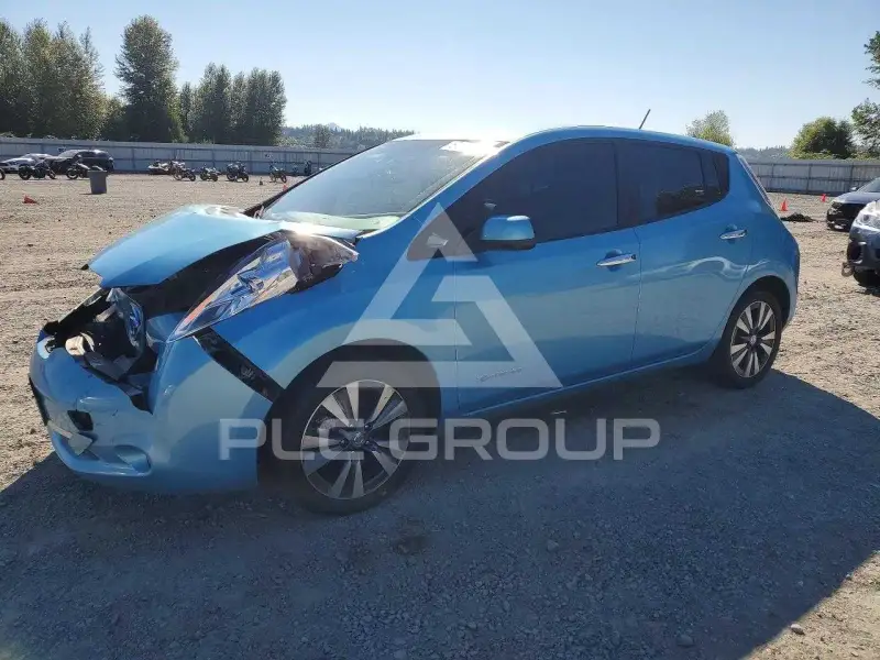 2015 Nissan LEAF photo
