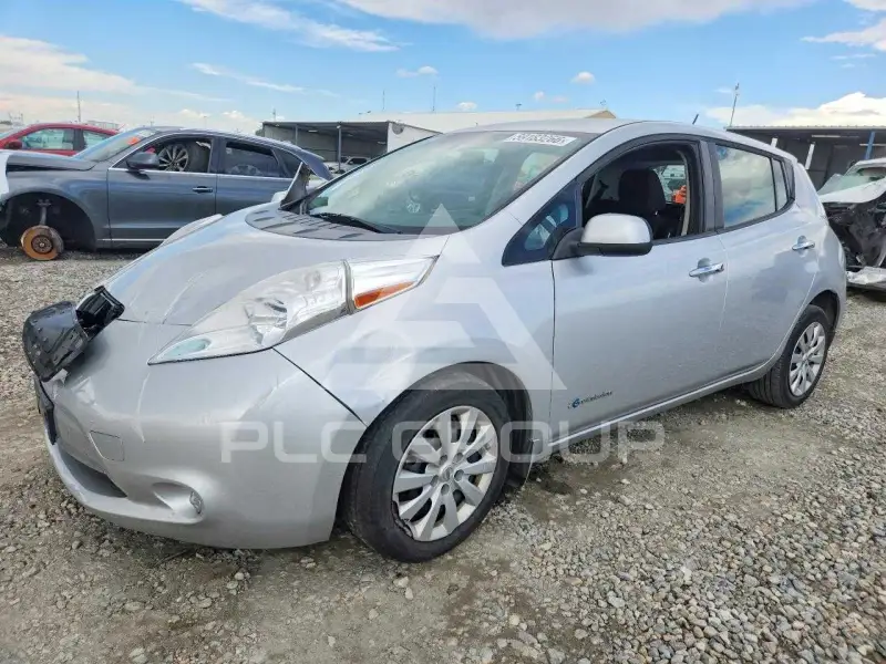 2015 Nissan LEAF фото
