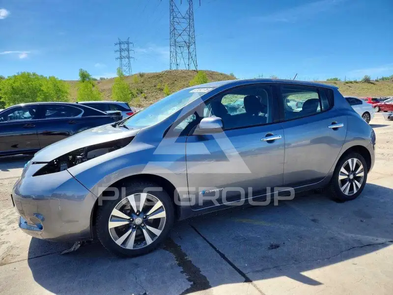 2015 Nissan LEAF фото