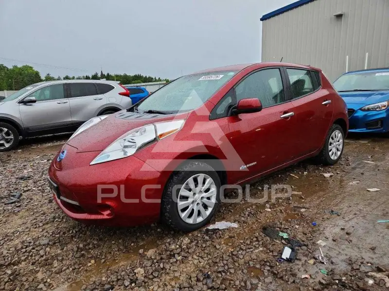 2015 Nissan LEAF photo