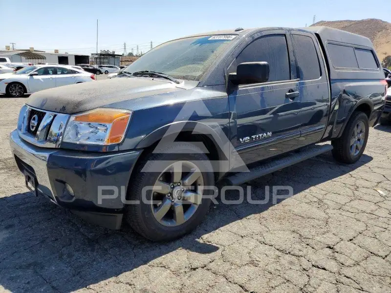 2015 Nissan TITAN фото