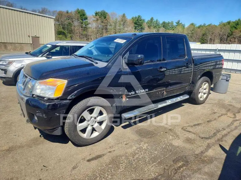 2015 Nissan TITAN фото