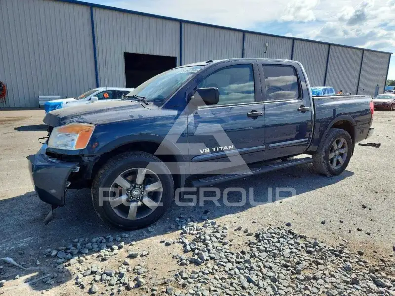 2015 Nissan TITAN фото