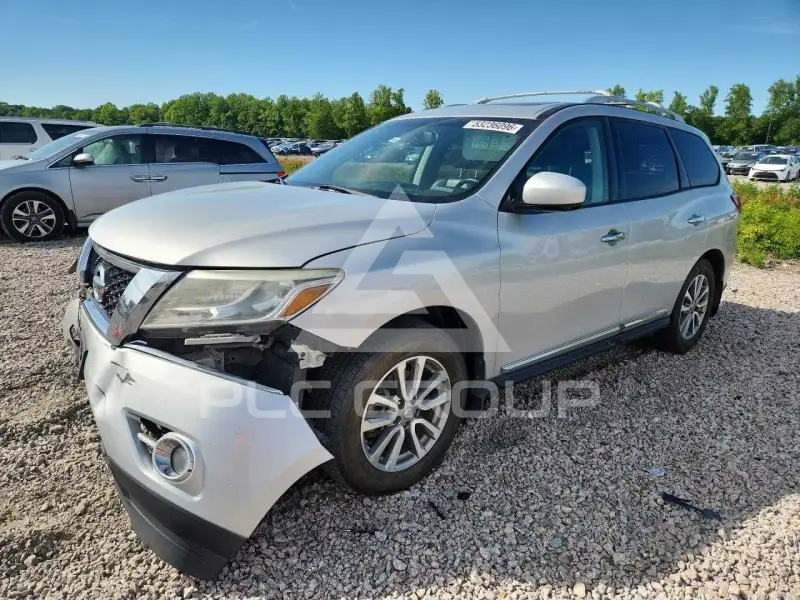 2015 Nissan PATHFINDER photo