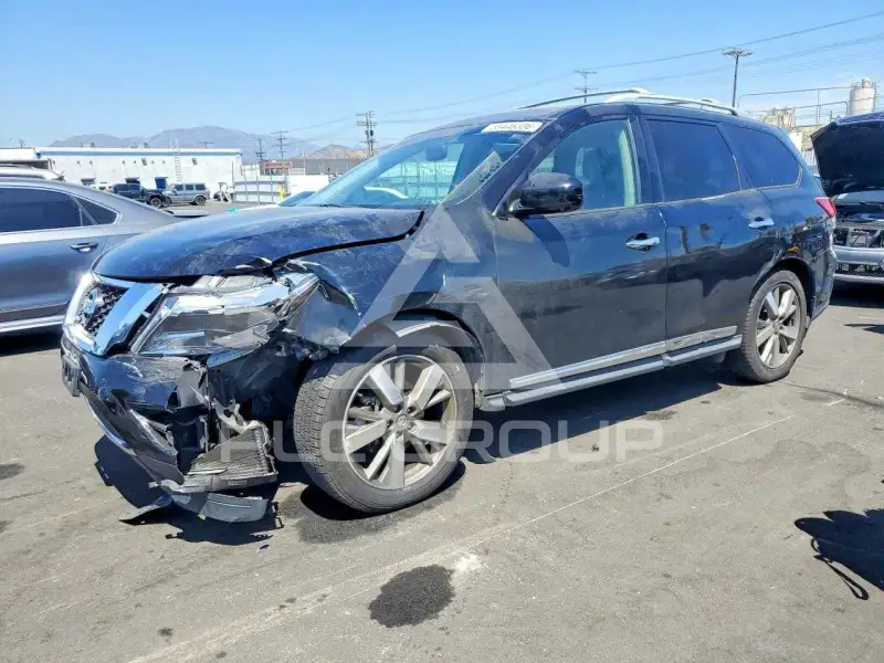 2015 Nissan PATHFINDER photo