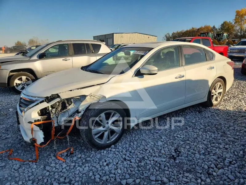 2015 Nissan ALTIMA фото