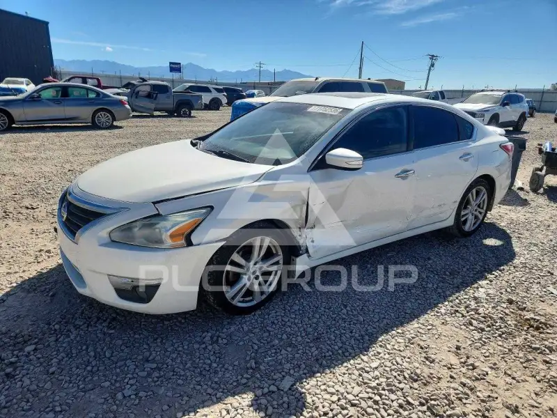 2015 Nissan ALTIMA photo