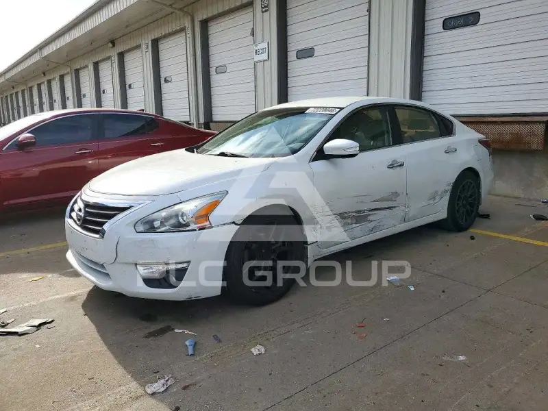 2015 Nissan ALTIMA photo