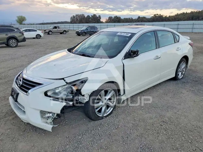 2015 Nissan ALTIMA photo