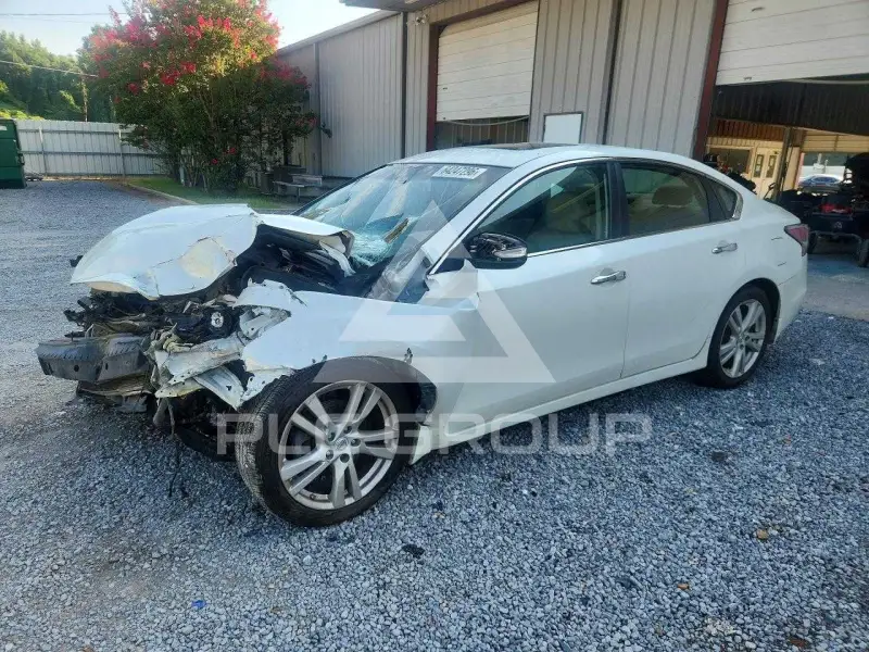 2015 Nissan ALTIMA фото