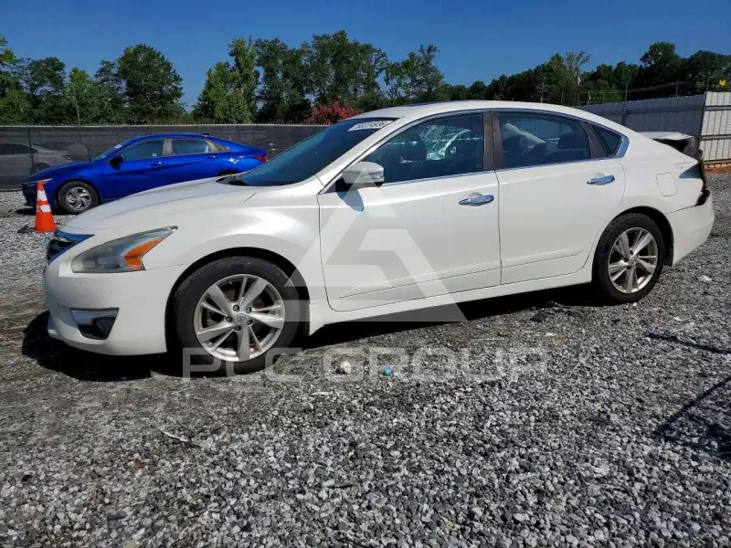 2015 Nissan ALTIMA photo