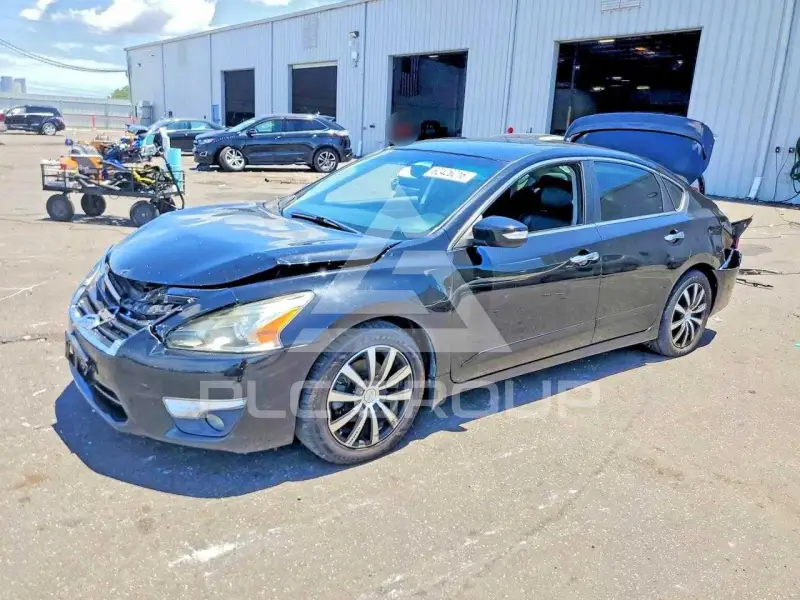 2015 Nissan ALTIMA photo