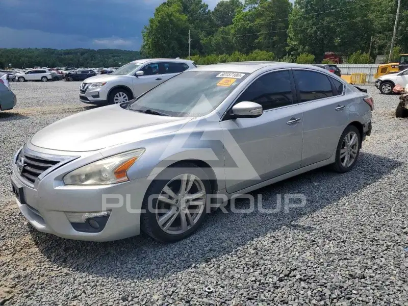 2015 Nissan ALTIMA фото