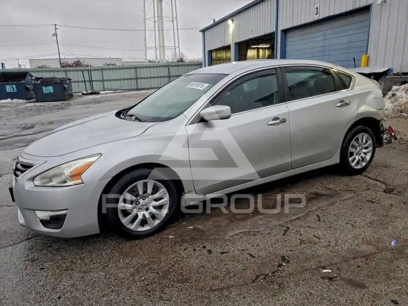 2015 Nissan ALTIMA photo