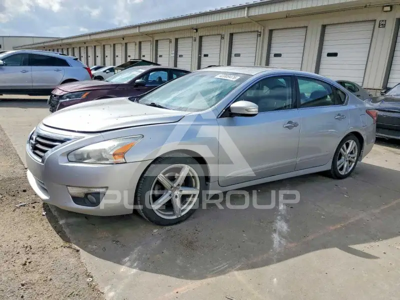 2015 Nissan ALTIMA photo