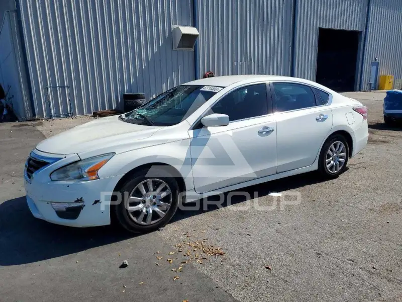 2015 Nissan ALTIMA photo