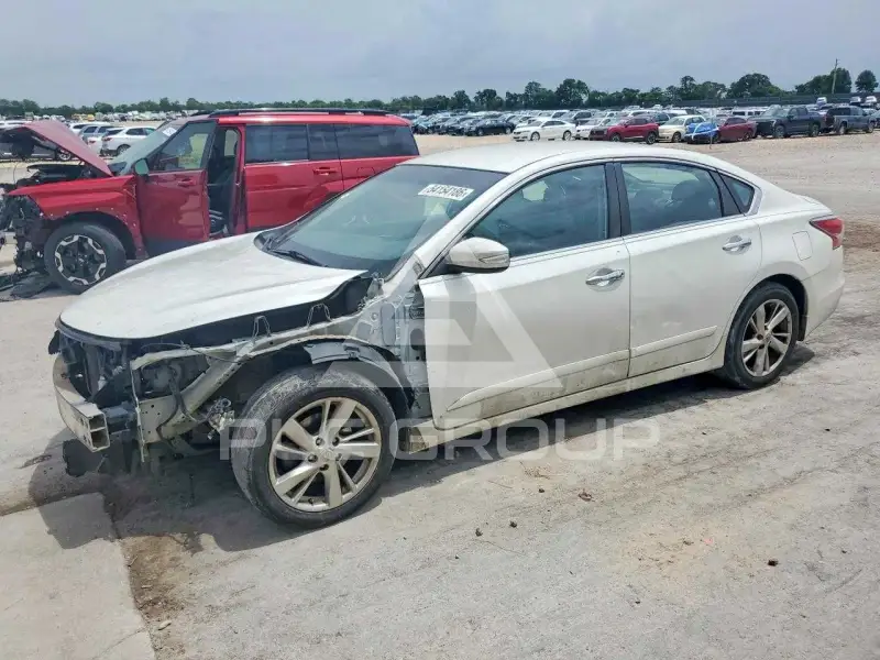 2015 Nissan ALTIMA фото