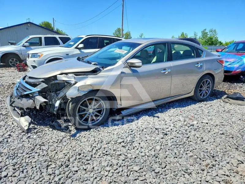 2015 Nissan ALTIMA photo
