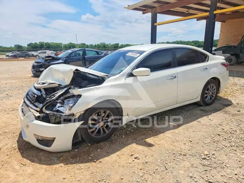 2015 Nissan ALTIMA photo