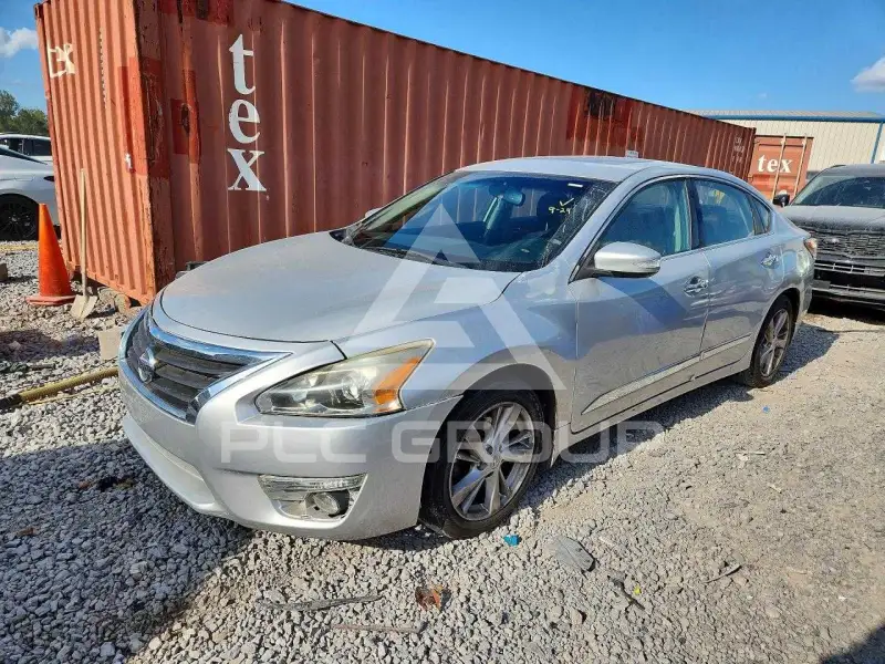 2015 Nissan ALTIMA photo