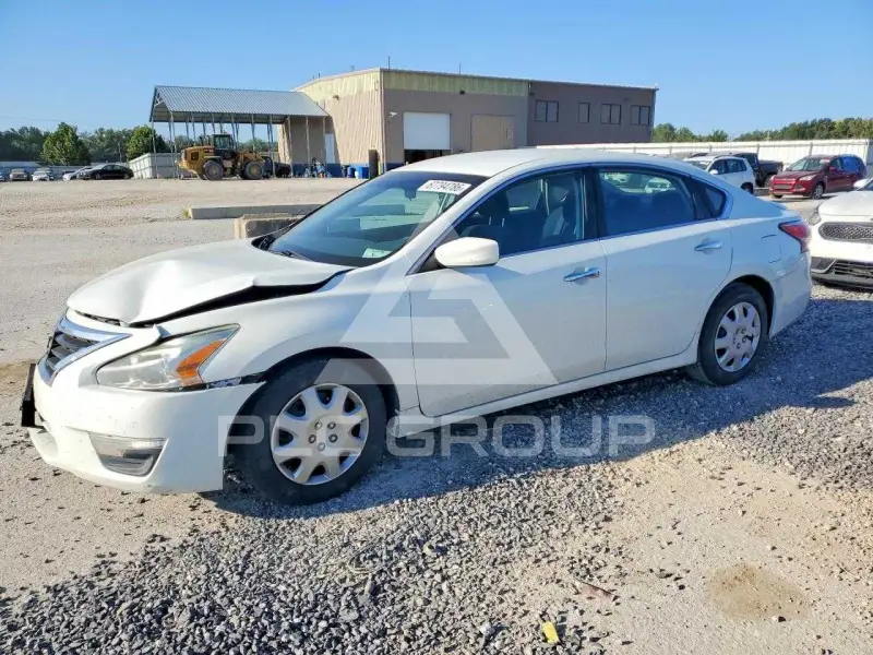 2015 Nissan ALTIMA photo