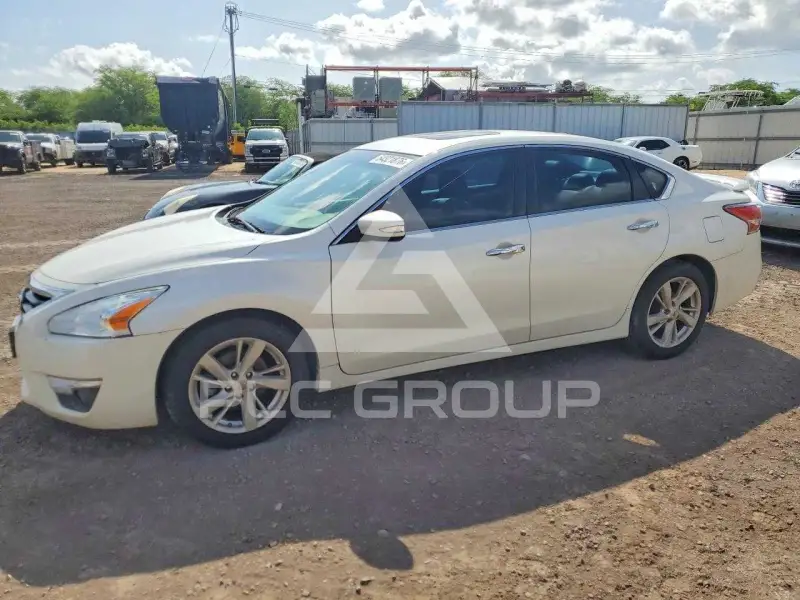 2015 Nissan ALTIMA фото