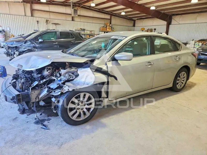 2015 Nissan ALTIMA photo