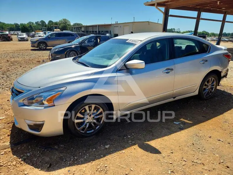 2015 Nissan ALTIMA photo