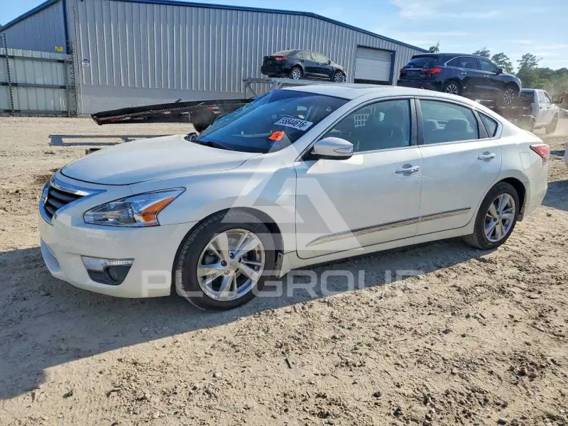 2015 Nissan ALTIMA photo
