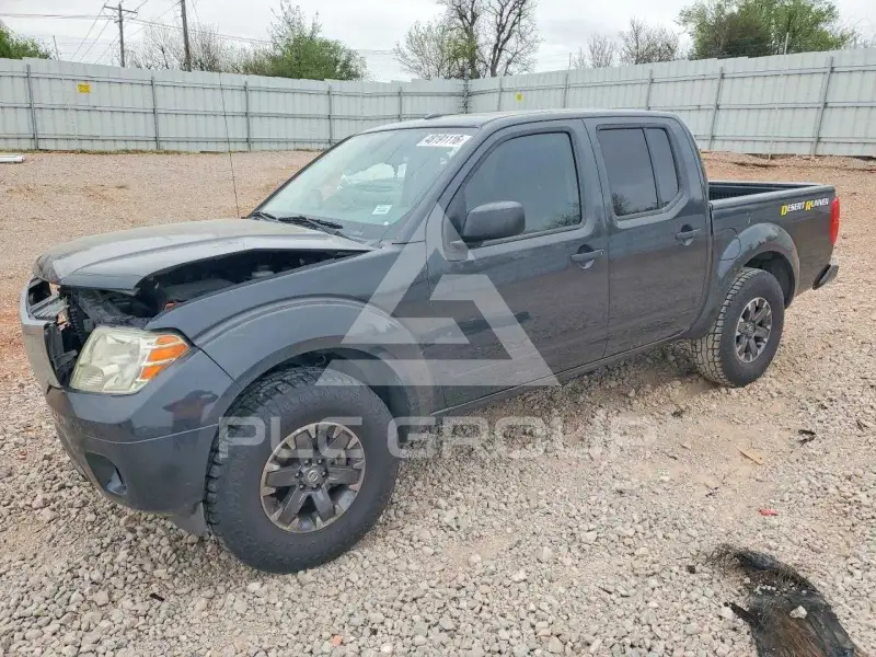 2015 Nissan FRONTIER photo