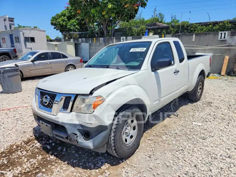 2015 Nissan FRONTIER фото