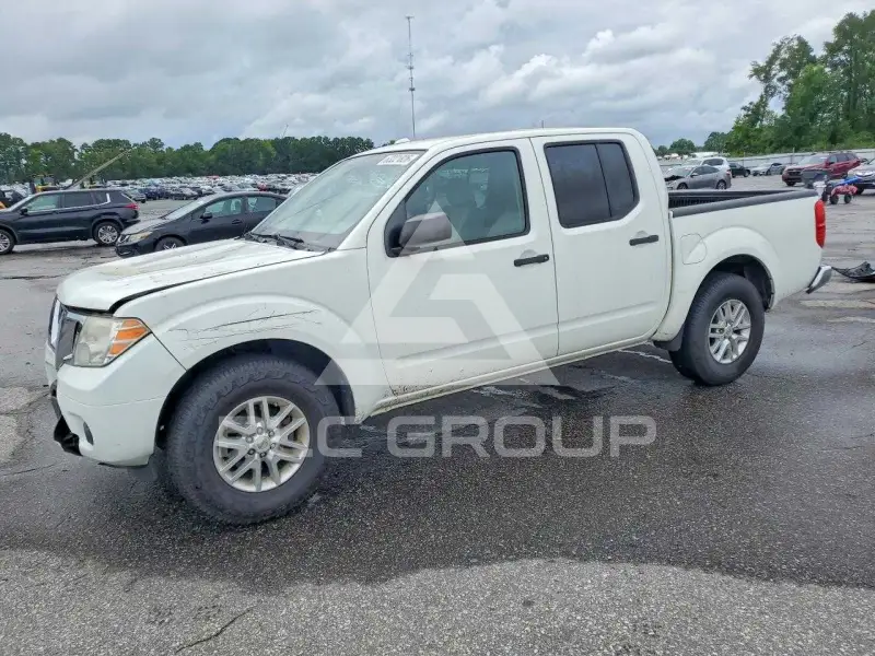 2015 Nissan FRONTIER photo